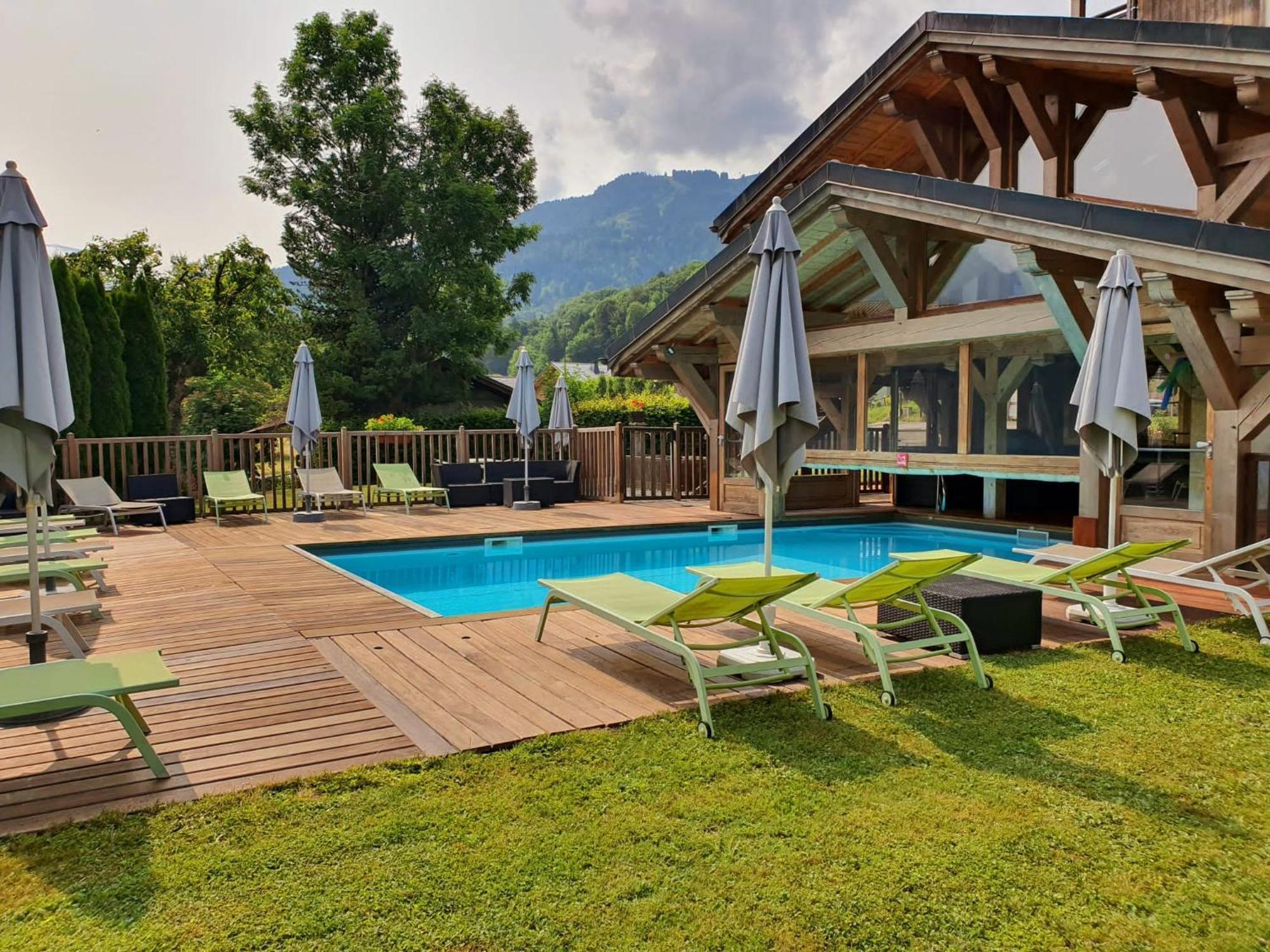 Hotel-Spa Le Morillon Charme & Caractere Экстерьер фото